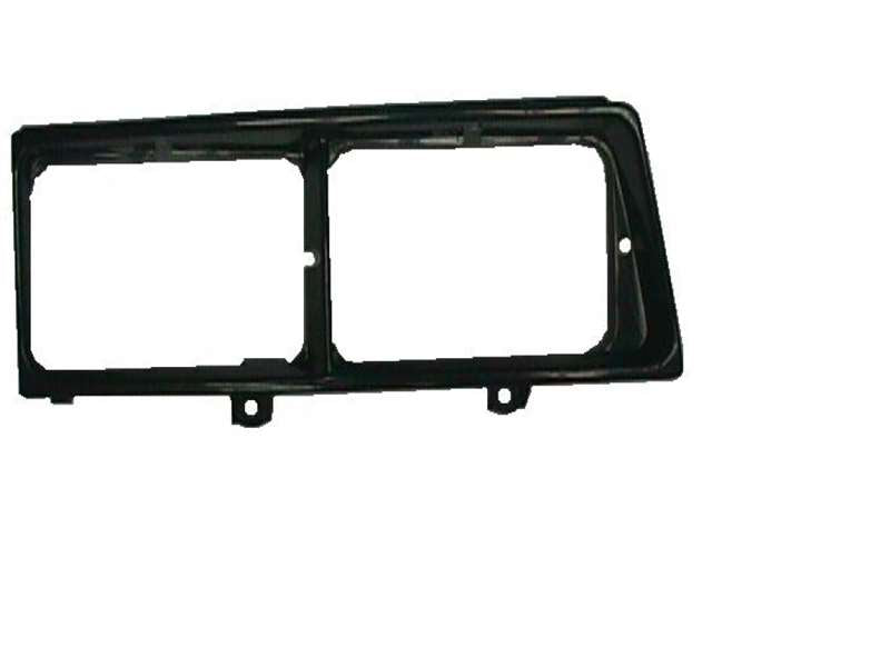 1996 Mitsubishi Fuso Fighter FK6/FM6 1996-2008 - R Headlight Surround PN: MB0723R