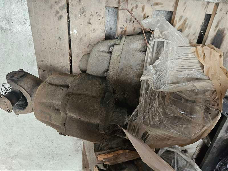 Isuzu N-Series NHR NHR55C-5539369 - Front Diff Head PN: 2591