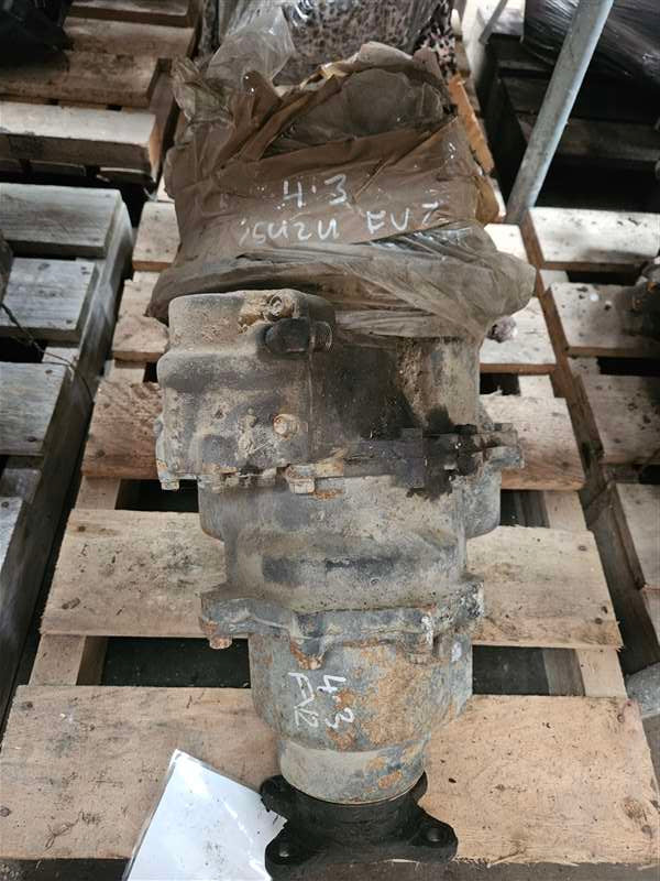 Isuzu C Series CXH50UI cxh50 380 hp - Front Diff Head PN: 2888