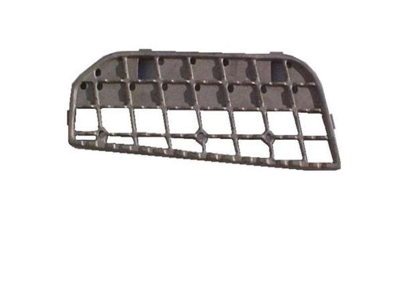 1993 Nissan UD CG Series CG380 - RH Step Plate Upper PN: NS0330R