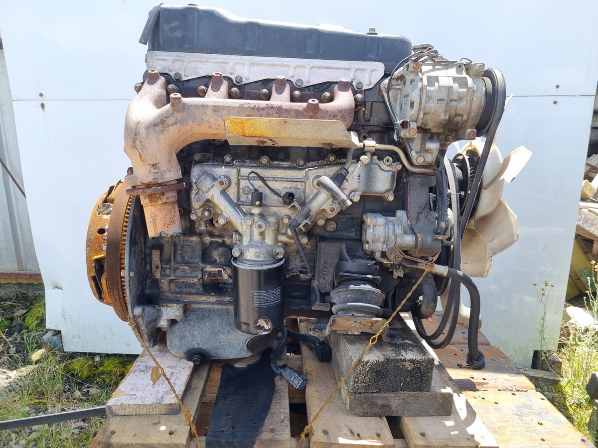Mitsubishi Canter FE508 fe508b-432104 - Engine PN: acq0001477 4d33 electrini