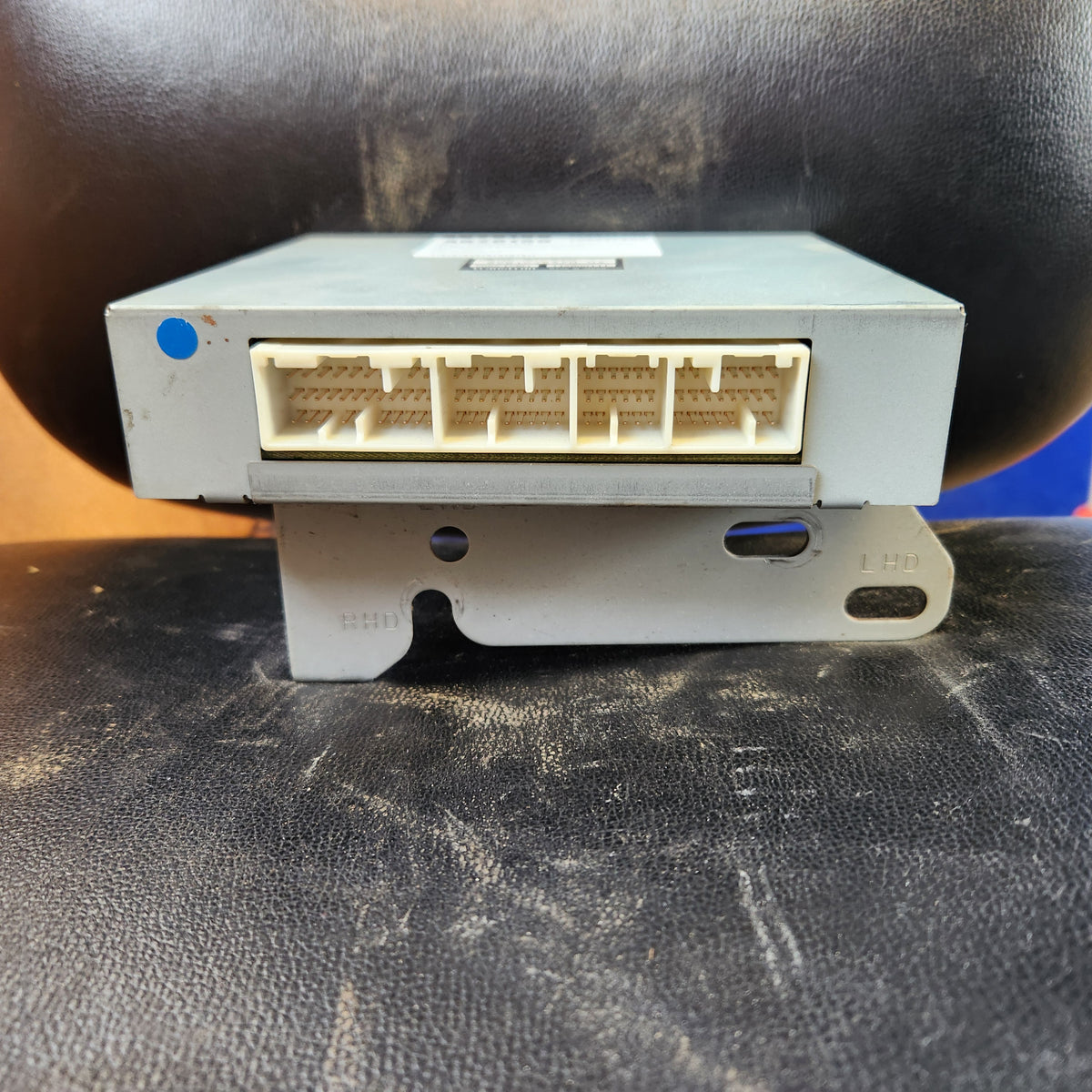 Mazda Titan LJR85 - Transmission Control Module PN: 2062-D381