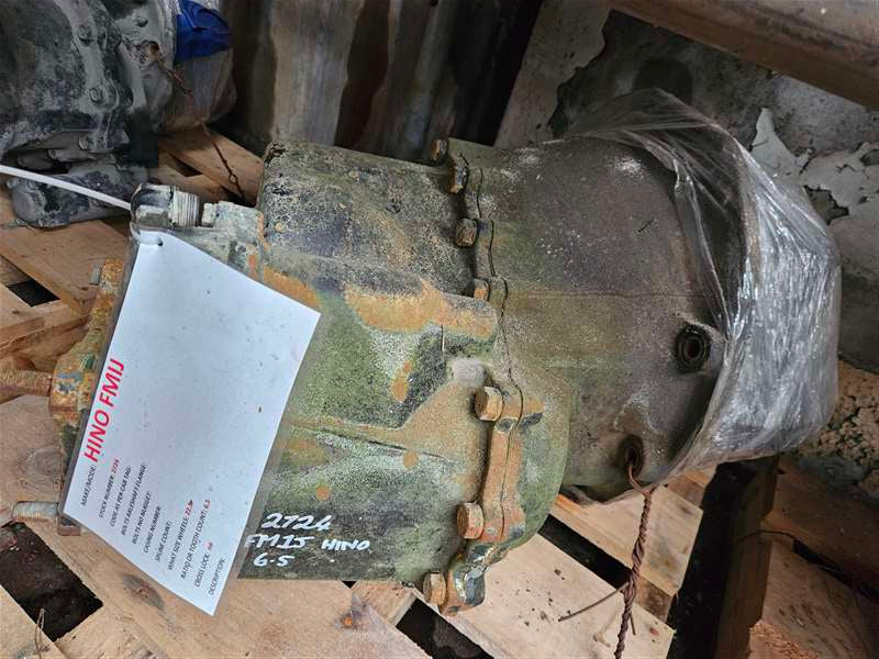 Hino 500 Series FM " " - Front Diff Head PN: 2724