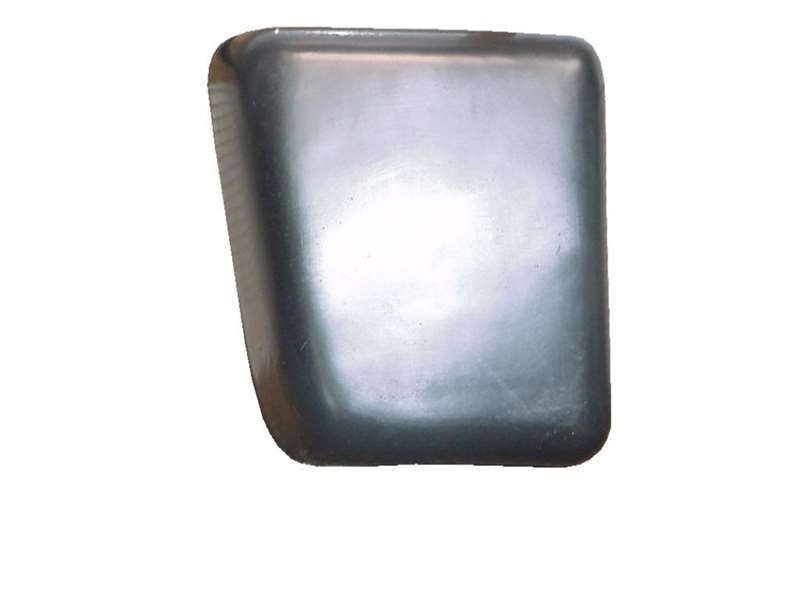 Hino N Series N0915- Right Front Bumper End PN: HN0324R