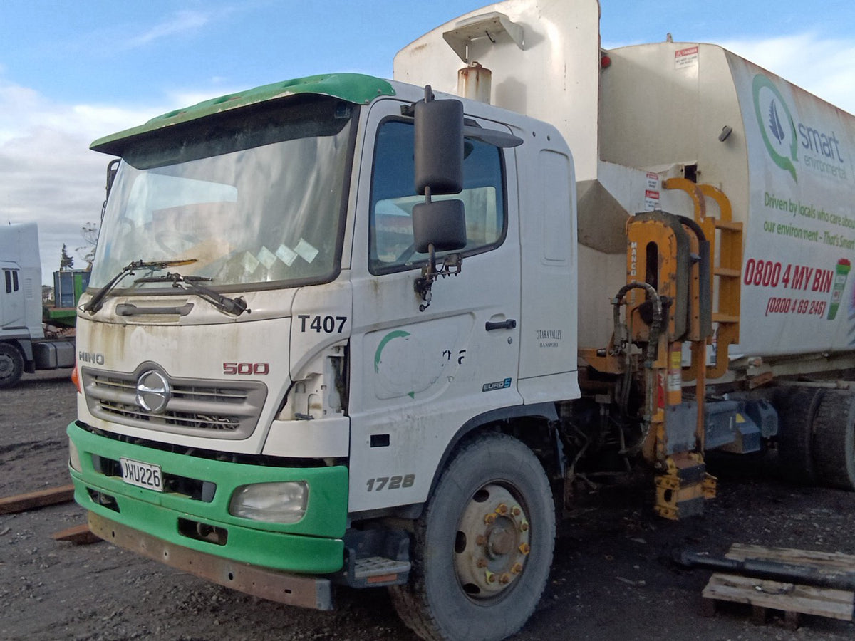 2016 Hino 500 Series JHDGH8JMMXXX10425