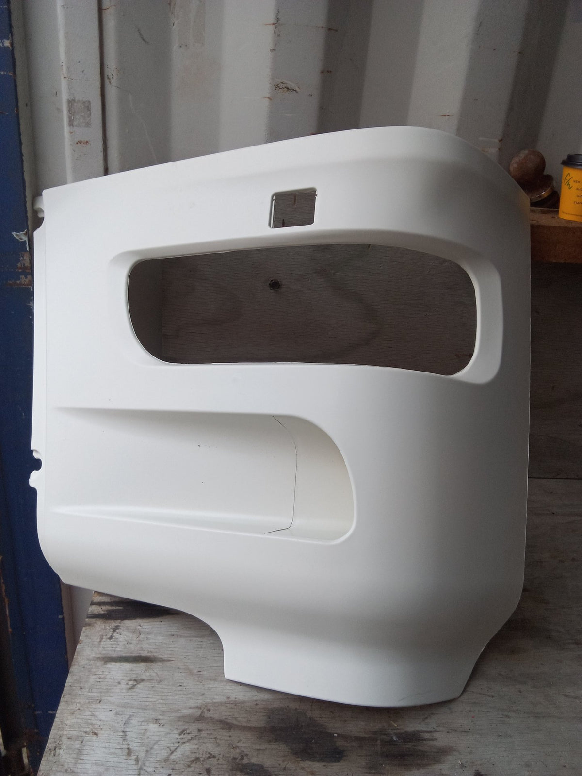 DAF XF Series - Right Headlight Surround PN: DF02 44