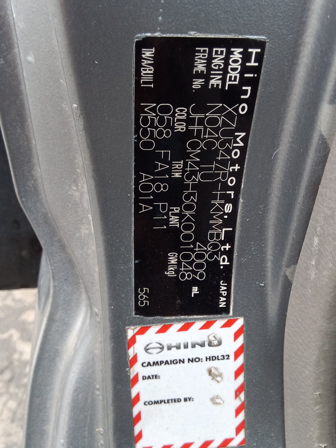 2010 Hino 300 Series 001048