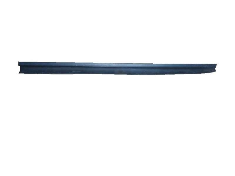 1993 Nissan UD CG Series CG380 - LH Door Glass Rubber PN: NS0310L