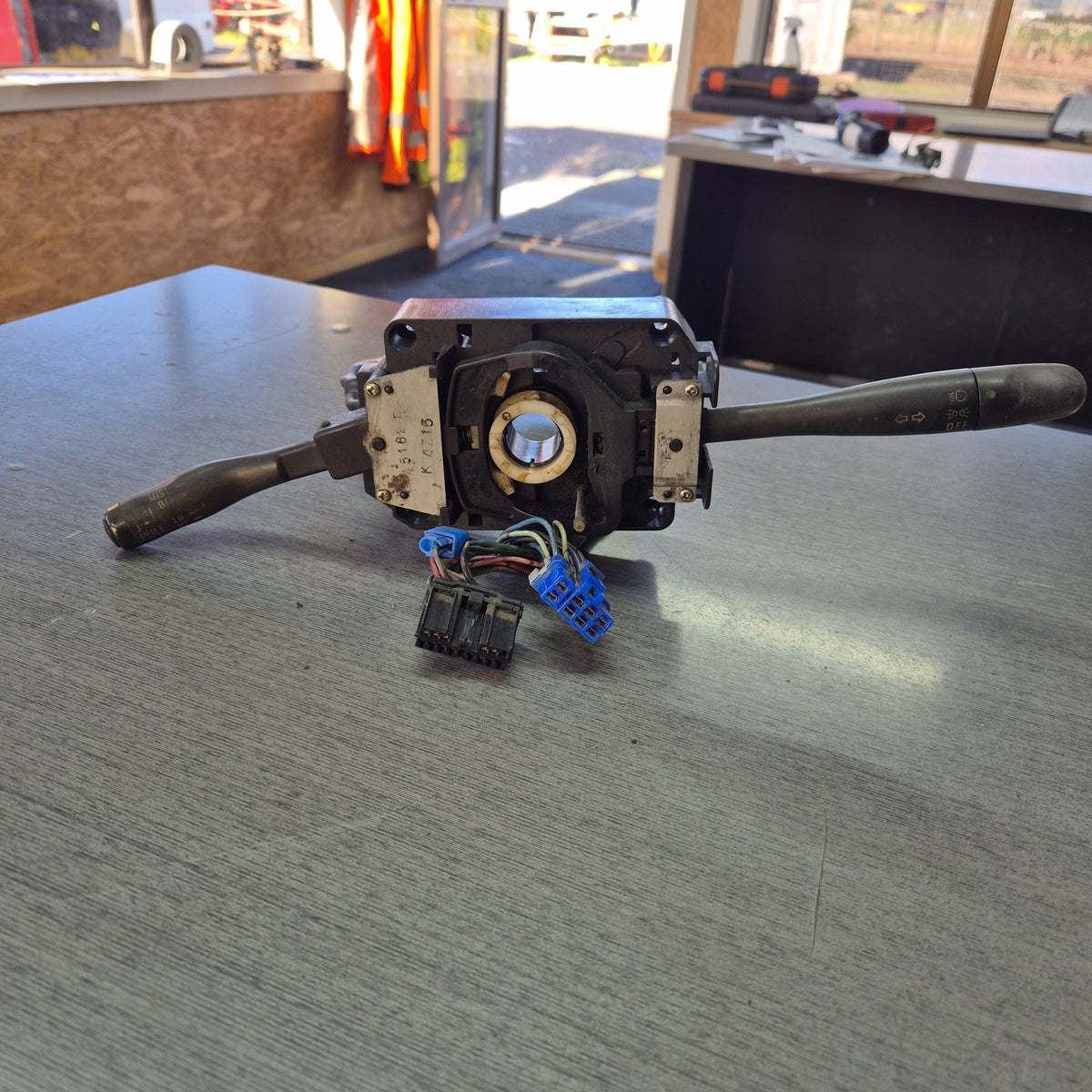 1995 Isuzu NPR npr66l - Combination Switch PN: