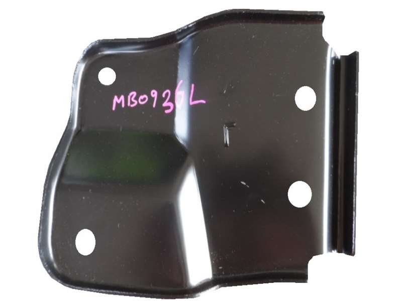 Mitsubishi Canter FE7/FE8 2005-2011 - LH Bumper Iron Wide PN: MB0936L
