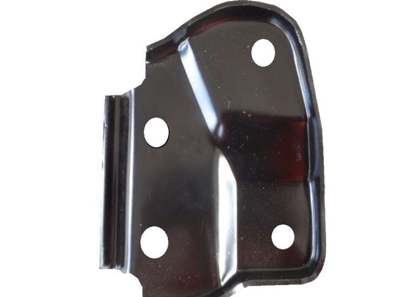 Mitsubishi Canter FE7/FE8 2005-2011 - RH Bumper Iron Narrow PN: MB0935R