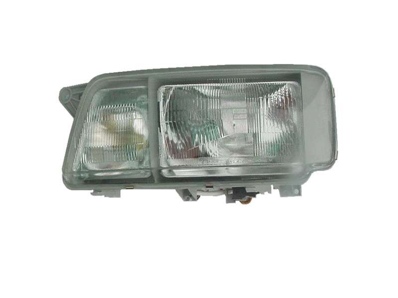 Isuzu GIGA 1997-on - Right headlight in bumper PN: IZ0935R