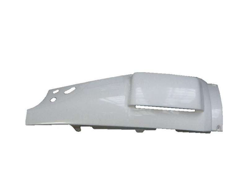 Isuzu GIGA 1997-on - Corner Panel With Vent PN: IZ0921R