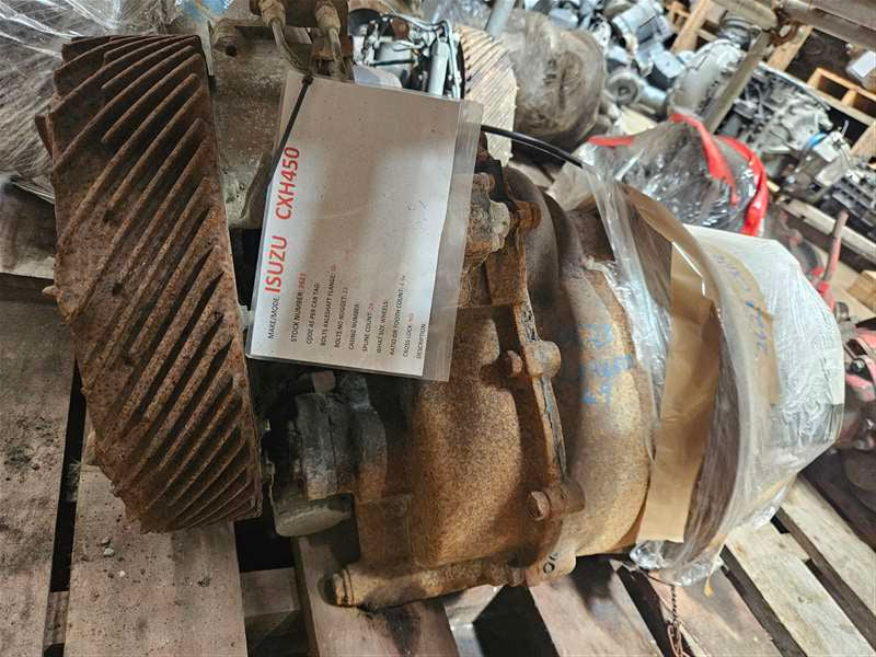Isuzu N-Series NRR nrr33c2-300284 - Front Diff Head  PN: 2623