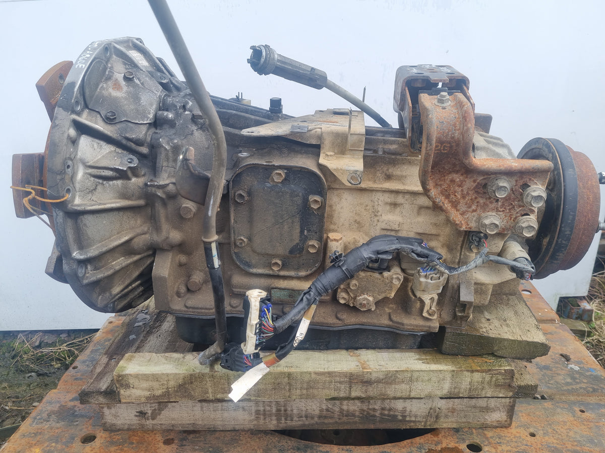 Hino Dutro All Series 2000-2011 ZXU344-1003536 - Automatic Transmission PN: a860e with speedo drive