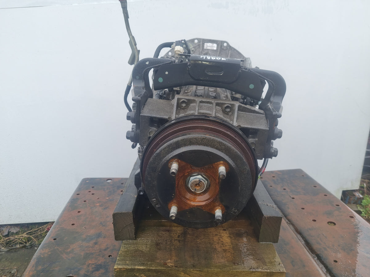 Toyota Dyna XZU605 XZU605-0017701 - Automatic Transmission PN: A860e