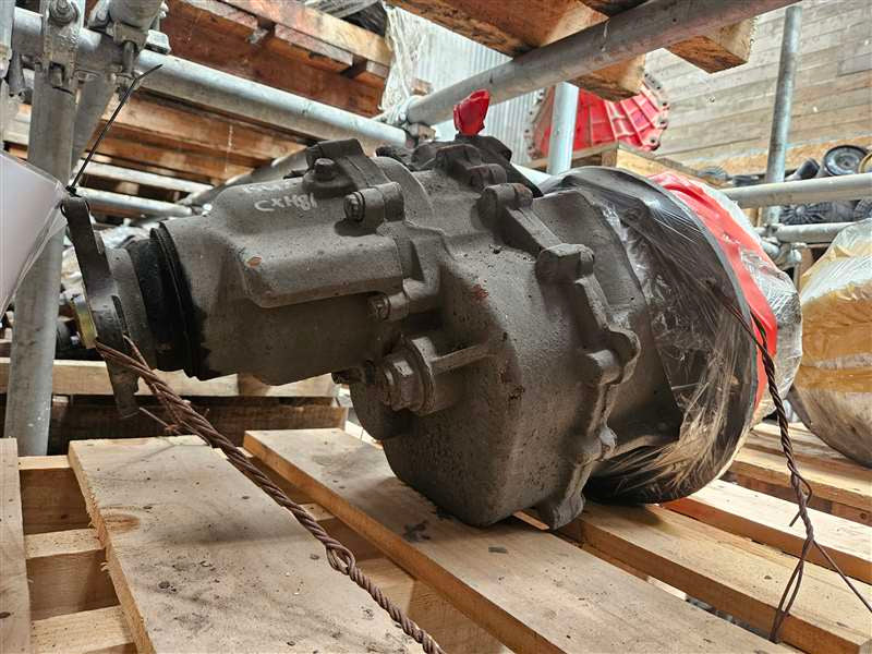 Isuzu N-Series NKR nkr66l-7402621 - Front Diff Head  PN: 2978