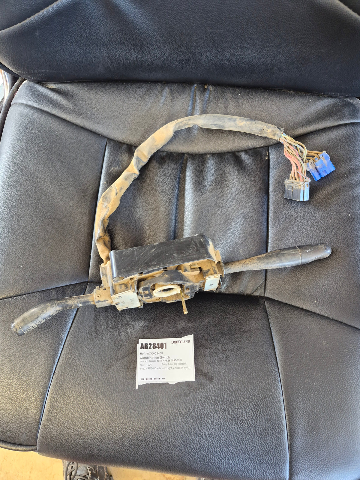 Isuzu N-Series NPR NPR66L-7425078 - Combination Switch