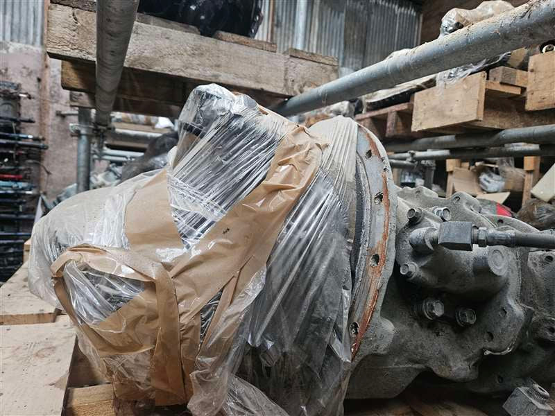 Mitsubishi Fuso Super Great FV - Front Diff Head  PN: 2874