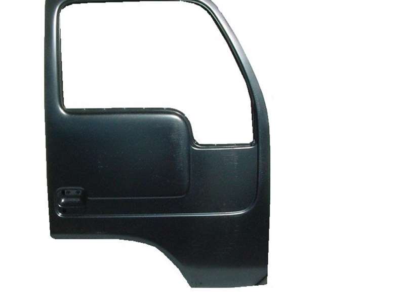 Nissan UD Atlas F23 - Right Front Door Shell PN: NS0517R