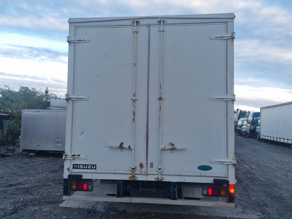 Isuzu N-Series NPR NPR75 - Box Body PN: box body