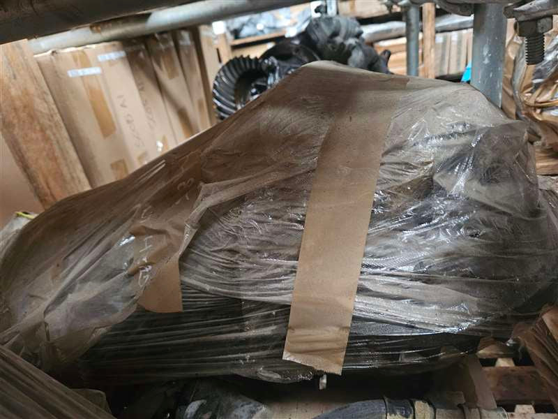 Mitsubishi Canter FE090 FE0900RRA61458 - Front Diff Head  PN: 2485