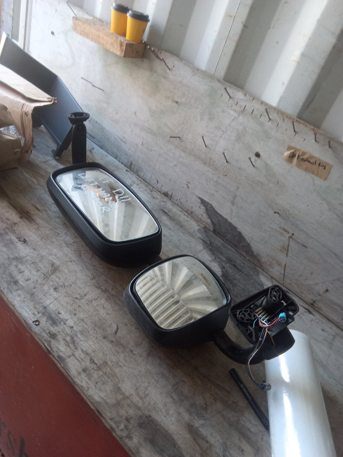 DAF XF Series - LH Mirror Arm PN: DF02 49