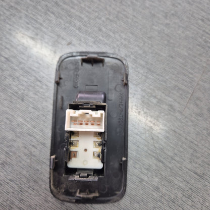 2011 Hino 700 Series All Series FY1EU - Left Window Switch PN: