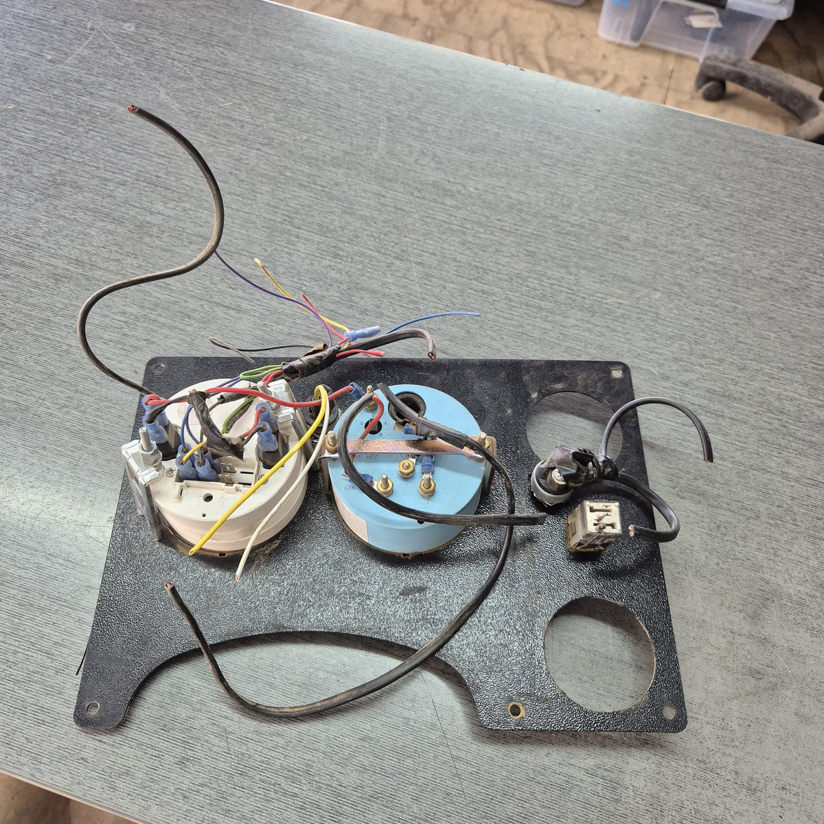 2005 International All Models 9800 EAGLE 9800 - Instrument Cluster PN: