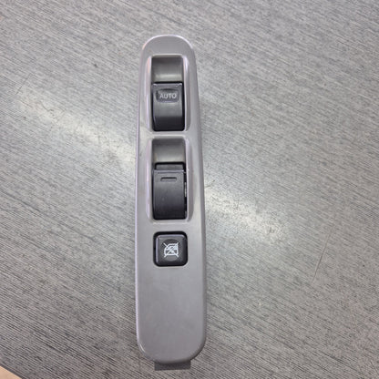 2012 Toyota Dyna XZU605 XZU605 - Right Window Switch PN: