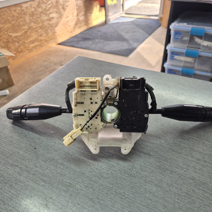 2011 Hino 700 Series All Series FY1EU - Combination Switch PN: