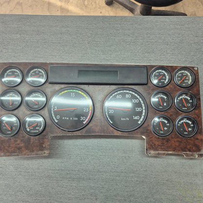 2001 Freightliner Argosy All ARGOSY 8X4 - Instrument Cluster PN: A22-48313-008
