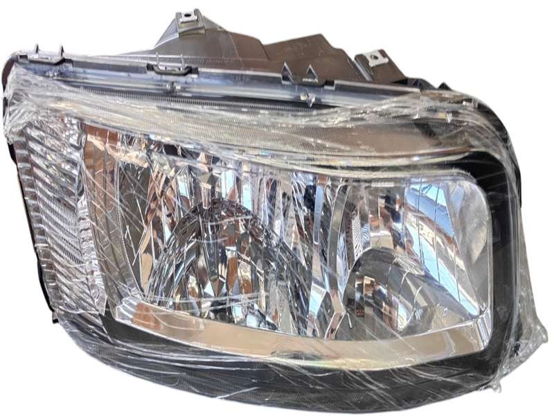 2008 Mitsubishi Fuso Fighter All Series - Right Headlight PN: MB0762R
