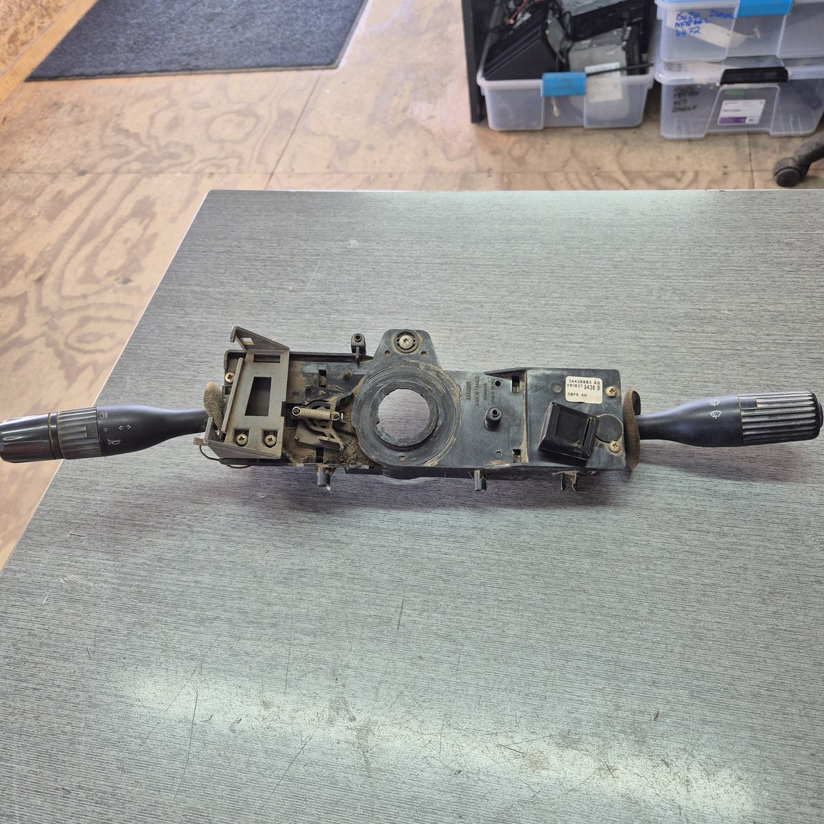 2006 Mack Qantum QH7888RS - Combination Switch PN: