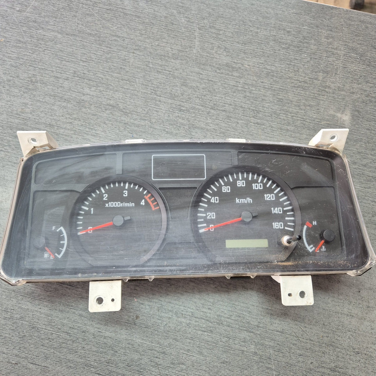 2008 Isuzu Elf NKR85 - Instrument Cluster PN: IMSM-160K-E