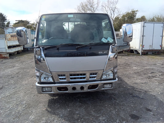 2005 Isuzu Elf NHR69