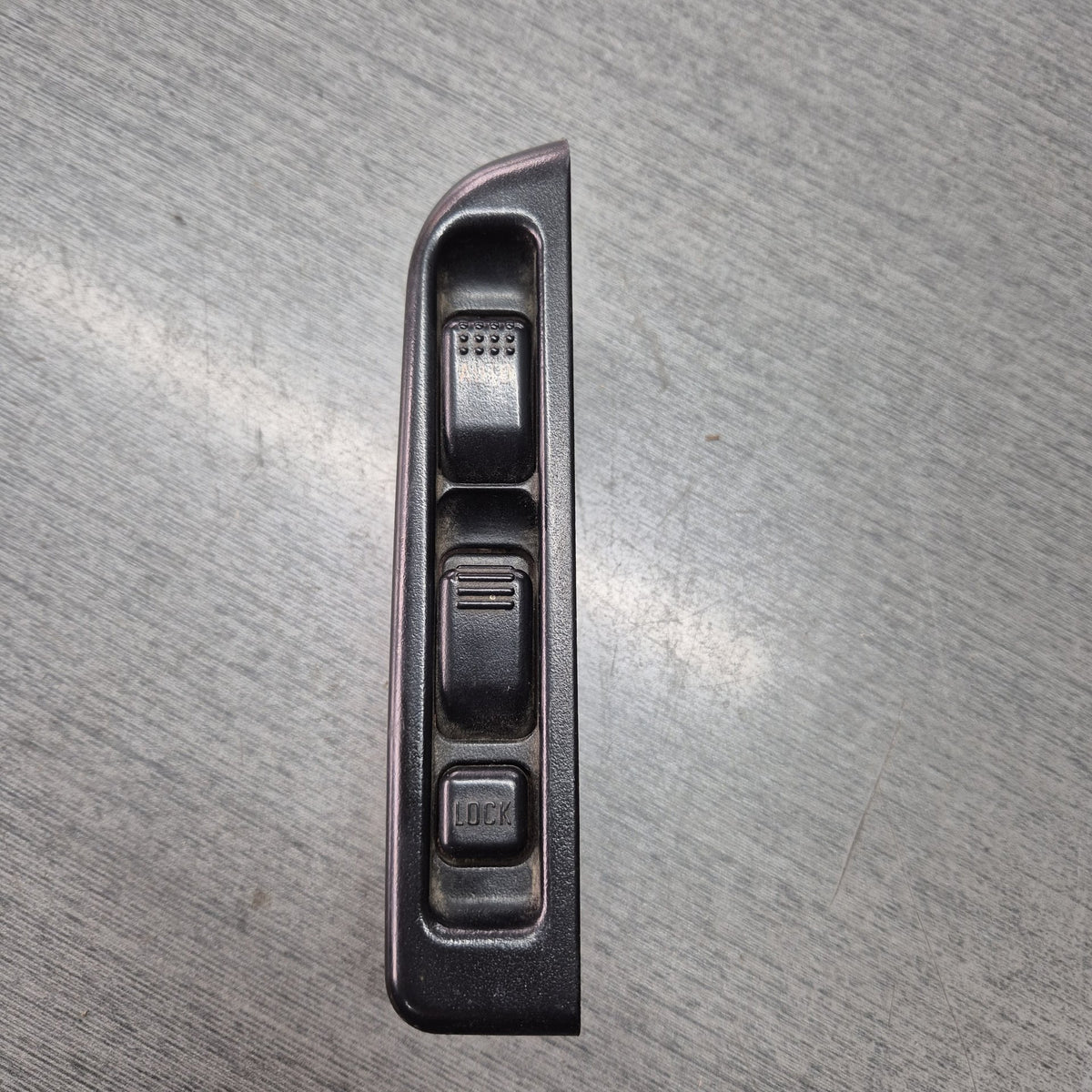 2003 Isuzu NKR nkr300c - Right Window Switch PN:
