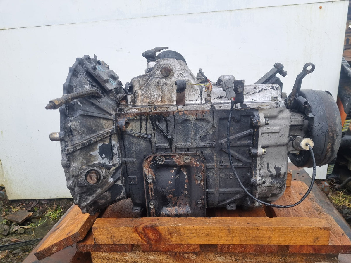 1990 Isuzu Forward FRR32LB - Trans/Gearbox PN: BG6U 6 speed