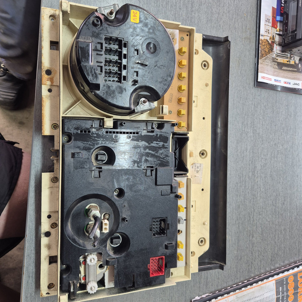 2000 Foden Alfa Alfa 1 S108 - Instrument Cluster PN: 1346204