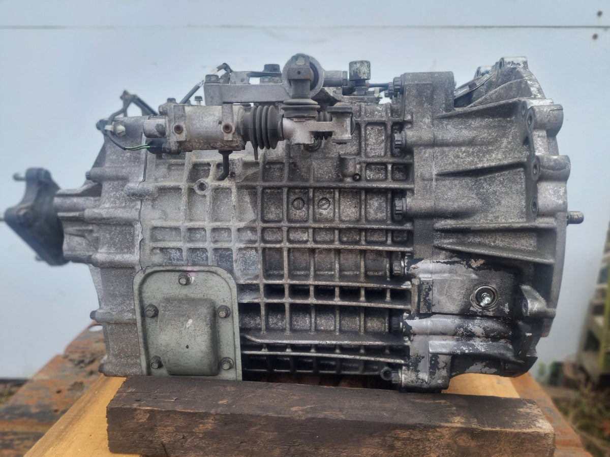 2015 Mitsubishi Fuso Fighter FK250- Trans/Gearbox PN: M070S6 o/d