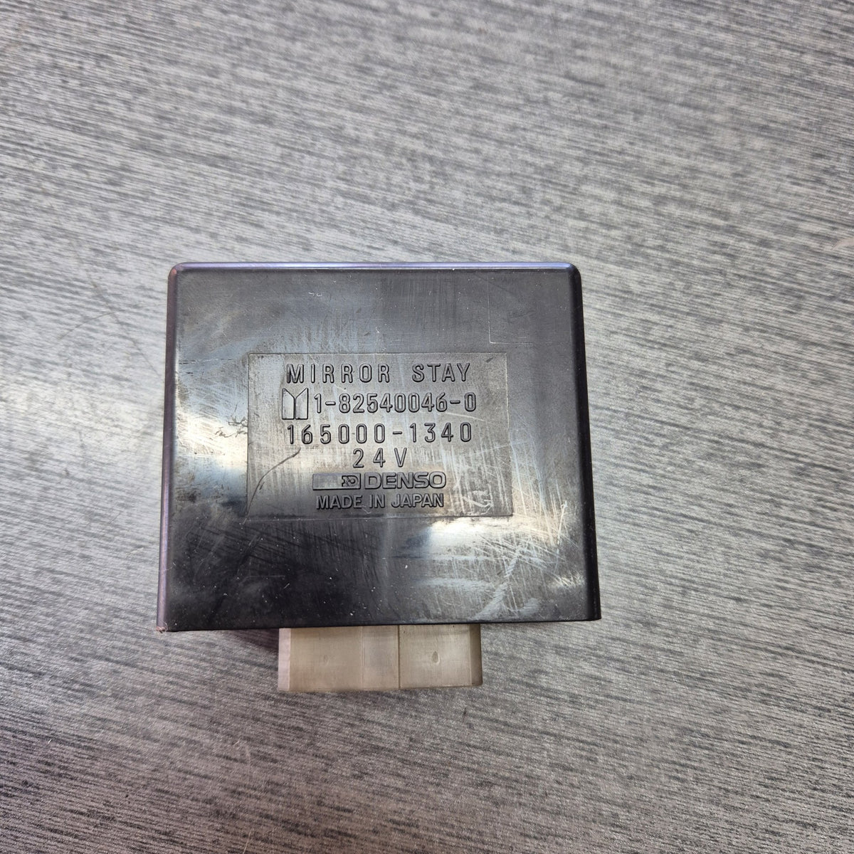 1997 Isuzu Forward FRR33L3S - Electrical PN: 1-82540046-0
