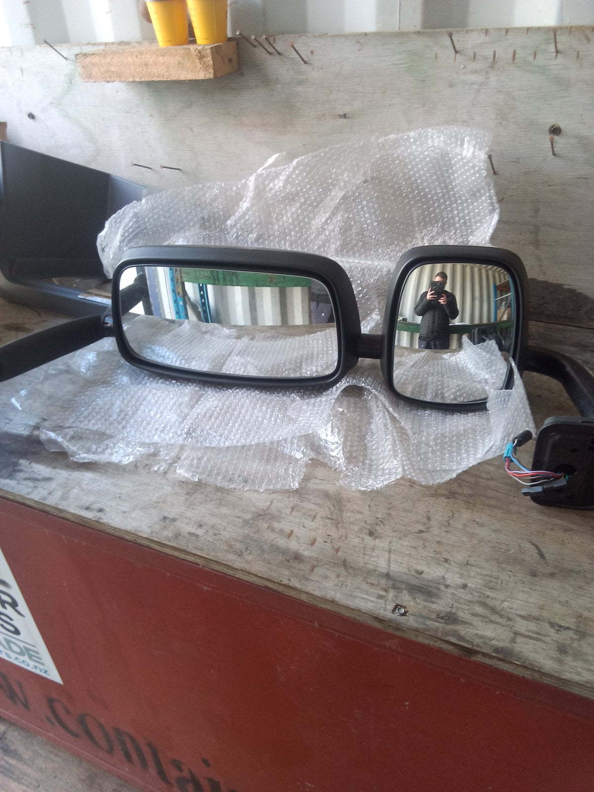 DAF XF Series - RH Mirror Arm PN: DF02 50