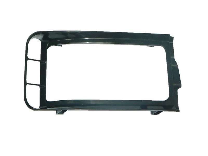 Mitsubishi Fuso FS/FP/FV 1995-on - RH Fog Lamp Cover PN: MB1022R