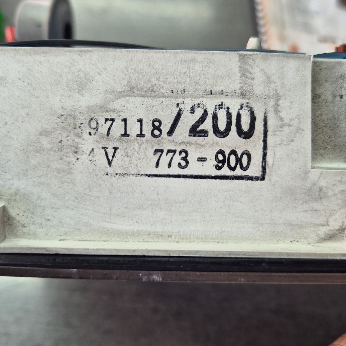 1995 Isuzu NPR npr66l - Instrument Cluster PN: 897118