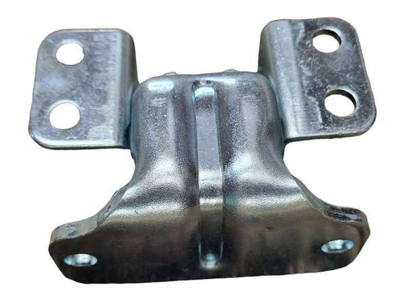 1990 Mazda Titan WG - Upper Door Hinge PN: MZ037U
