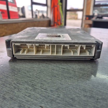 2000 Toyota Dyna XZU307 - ECU PN: 89561-37041