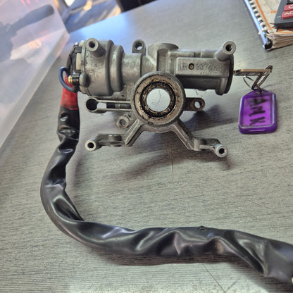 1995 Isuzu NPR npr66l - Ignition Barrel with keys PN: