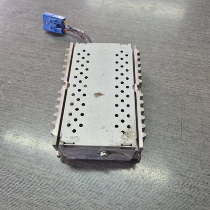 2011 Hino 700 Series All Series FY1EU - Voltage Converter PN: