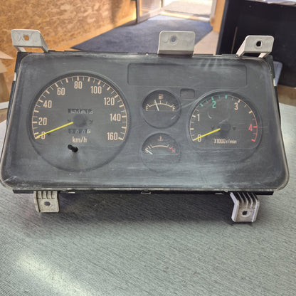 1995 Isuzu NPR npr66l - Instrument Cluster PN: 897118