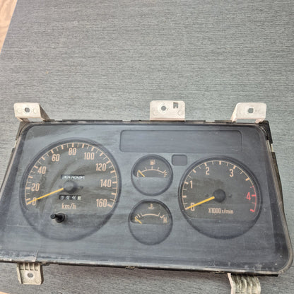 1997 Isuzu Elf NKR NKR66E - Instrument Cluster PN: 897121-0031